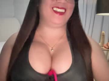 Travelergirl Chaturbate stream image from October 14, 2025