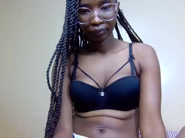 _Goldie Chaturbate stream image from October 14, 2025