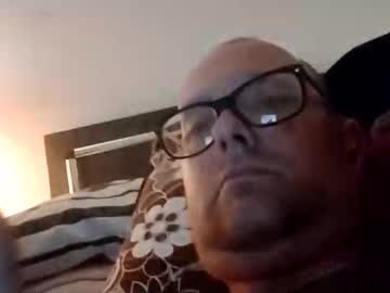 Hung4u6969420 Chaturbate stream image from October 14, 2025