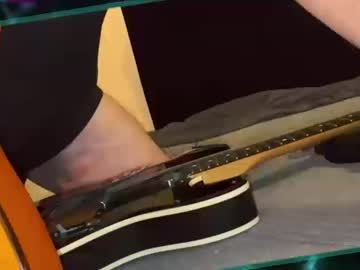 Spunturbate Chaturbate stream image from October 14, 2025