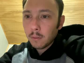 Eduardojara31 Chaturbate stream image from October 14, 2025