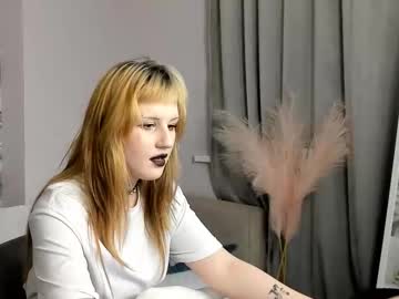 Nova_Grave Chaturbate stream image from October 14, 2025