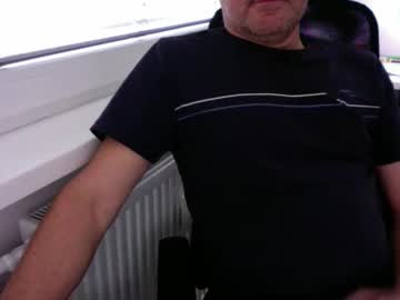 Treeey Chaturbate stream image from October 14, 2025