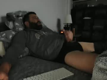 C2cmee Chaturbate stream image from October 14, 2025