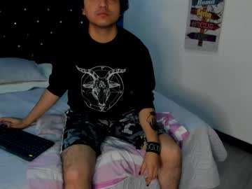 Hotapollo Chaturbate stream image from October 14, 2025