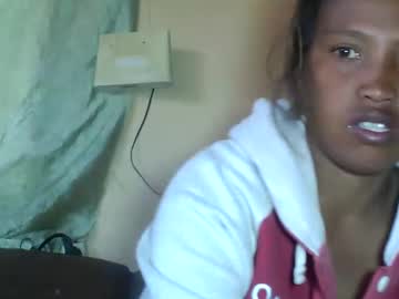 Mellissia02 Chaturbate stream image from October 14, 2025