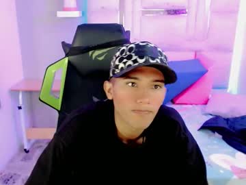 Ds_3 Chaturbate stream image from October 14, 2025