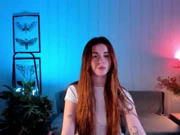 Freckle_Diyana Chaturbate stream image from October 14, 2025