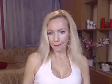 Sweety_Friend Chaturbate stream image from October 14, 2025