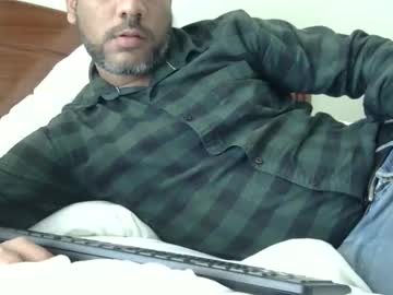 Luckyfinalone Chaturbate stream image from October 14, 2025