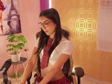 Bella19__ Chaturbate stream image from October 14, 2025