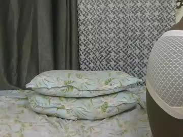 Paris_Esq Chaturbate stream image from October 14, 2025