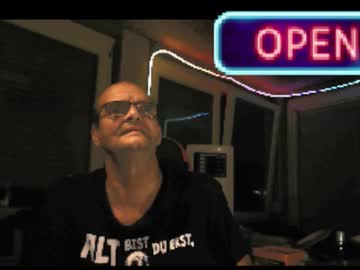 R_2d2_ Chaturbate stream image from October 14, 2025
