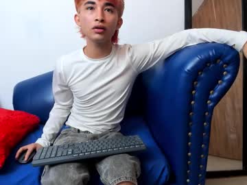 Sukmiboy Chaturbate stream image from October 14, 2025