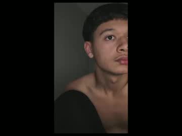Makemeyours0611 Chaturbate stream image from October 14, 2025