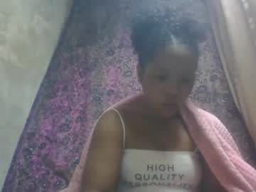 Soamanaperina Chaturbate stream image from October 15, 2025