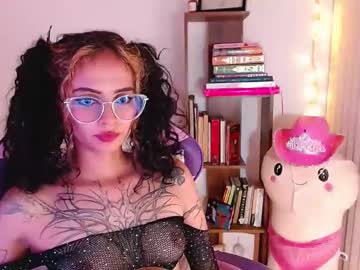 Bluee_V Chaturbate stream image from October 15, 2025