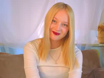 Darceyheyd Chaturbate stream image from October 15, 2025