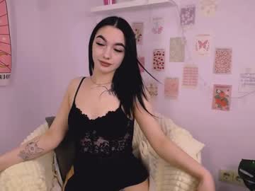 Monicatess Chaturbate stream image from October 15, 2025