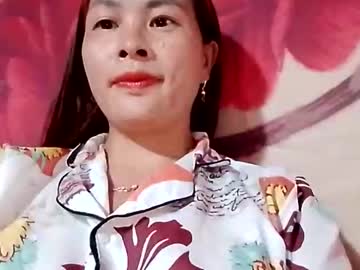Xuxulove00 Chaturbate stream image from October 15, 2025