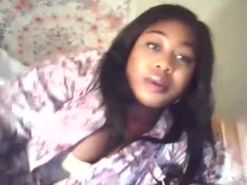 Angeliquebelcaliz Chaturbate stream image from October 15, 2025