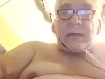 Newbookwriter Chaturbate stream image from October 15, 2025
