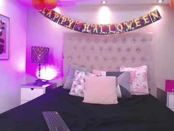 Emilycley Chaturbate stream image from October 15, 2025