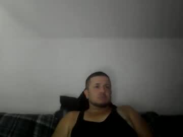Shortmel Chaturbate stream image from October 15, 2025