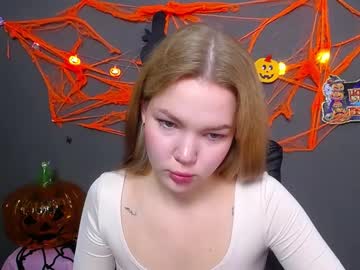 Stellalights Chaturbate stream image from October 15, 2025