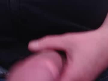 Ateuout Chaturbate stream image from October 15, 2025