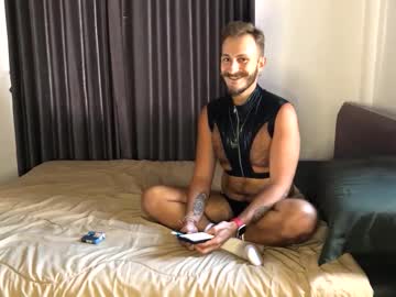 Mrmaxiy Chaturbate stream image from October 15, 2025