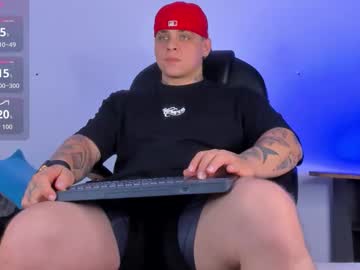 Dennis_Munera Chaturbate stream image from October 15, 2025