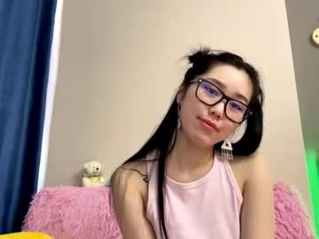 Annabellegallego Chaturbate stream image from October 15, 2025