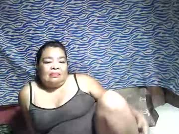 Chenita_Kits Chaturbate stream image from October 15, 2025