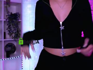Moon_Sana Chaturbate stream image from October 15, 2025