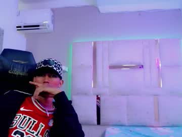 Ds_3 Chaturbate stream image from October 15, 2025