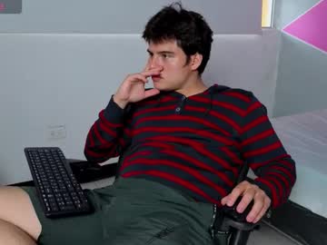 Invincible200 Chaturbate stream image from October 15, 2025
