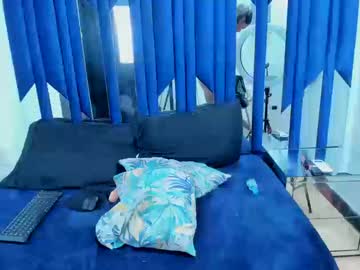 Queenkimxht Chaturbate stream image from October 15, 2025