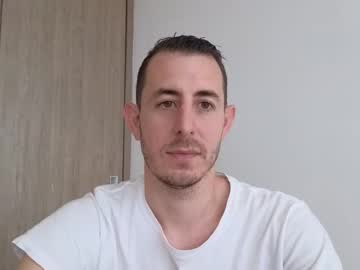 Bigonehott Chaturbate stream image from October 15, 2025