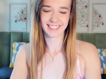 Olivia_7 Chaturbate stream image from October 15, 2025