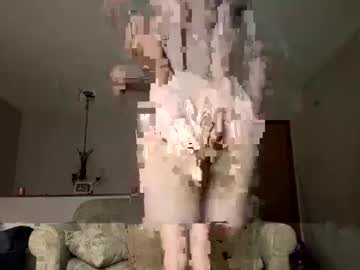 Dobby762762 Chaturbate stream image from October 15, 2025