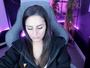 Valeriiemills Chaturbate stream image from October 15, 2025