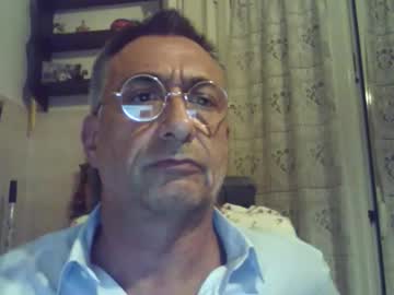 Massimoxsempre Chaturbate stream image from October 15, 2025