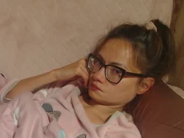 Candylady13 Chaturbate stream image from October 15, 2025