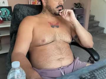 Uncutlatinooo Chaturbate stream image from October 15, 2025