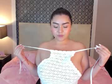 Martinaolson Chaturbate stream image from October 15, 2025