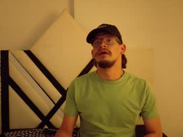 Amo_Rodrid Chaturbate stream image from October 15, 2025