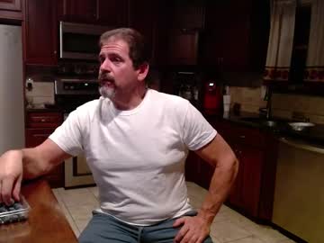 Islandguy70 Chaturbate stream image from October 15, 2025