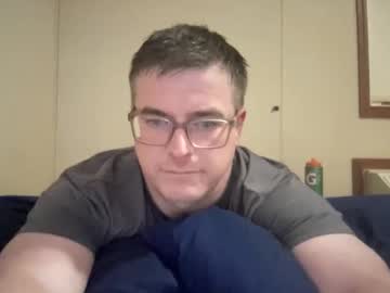 Cdwhtv Chaturbate stream image from October 16, 2025