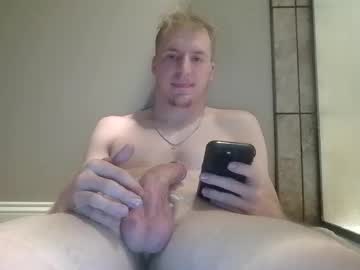 Lenewton2004 Chaturbate stream image from October 16, 2025